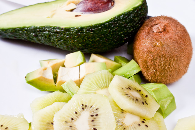 avocado si kiwi pentru salata
